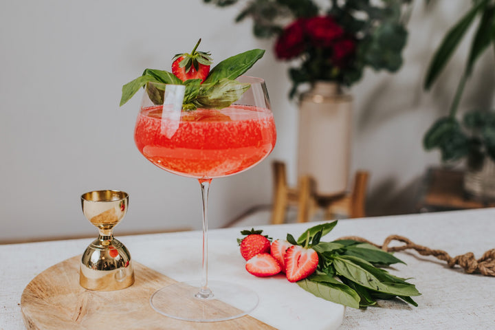 Mindful cocktails - Pink Gin Affair